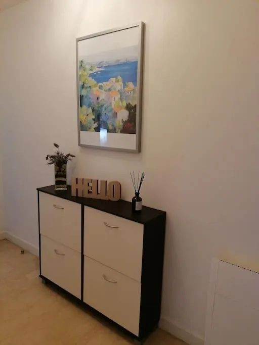 Charmant Logement Avec Piscine De Copropriete Antibes